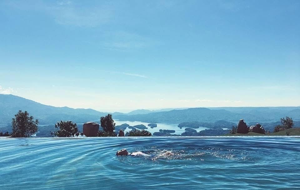 Một góc đất view hồ Tà Đùng